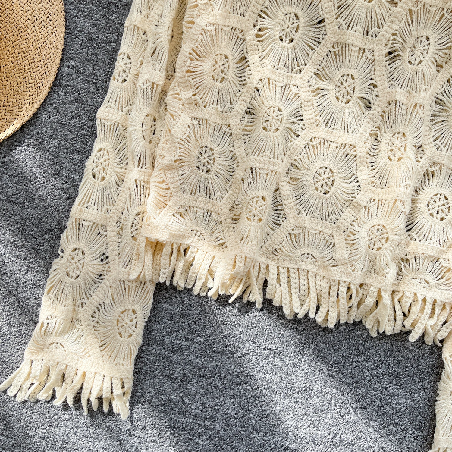 Bohemian Hohl Häkeln Lange-sleeve Gestrickte Tops Frauen 2025, Herbst Casual Oberbekleidung Quaste Strand Cover-up Tops Urlaub