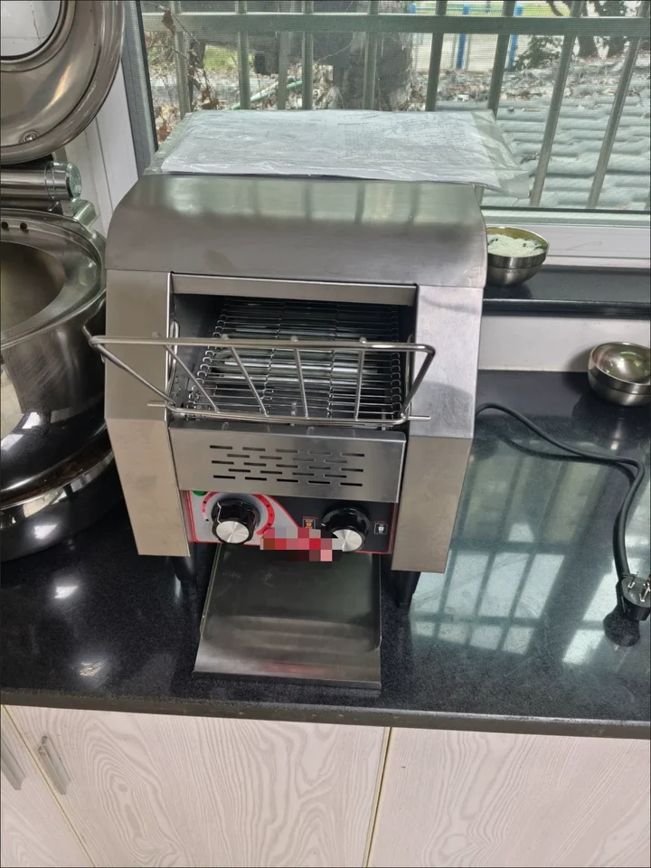 Hotel Equipment Countertop Tunnel Toaster Commercial Bun Toaster Electric Conveyor Belt Toaster