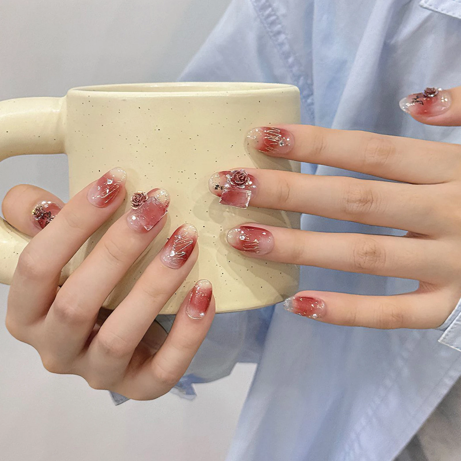 

Handmade Blush Press On Nails With Red Rose Flower 10pcs Sweet Glitter Decor False Nails Detachable Pearl Short Round Fake Nail