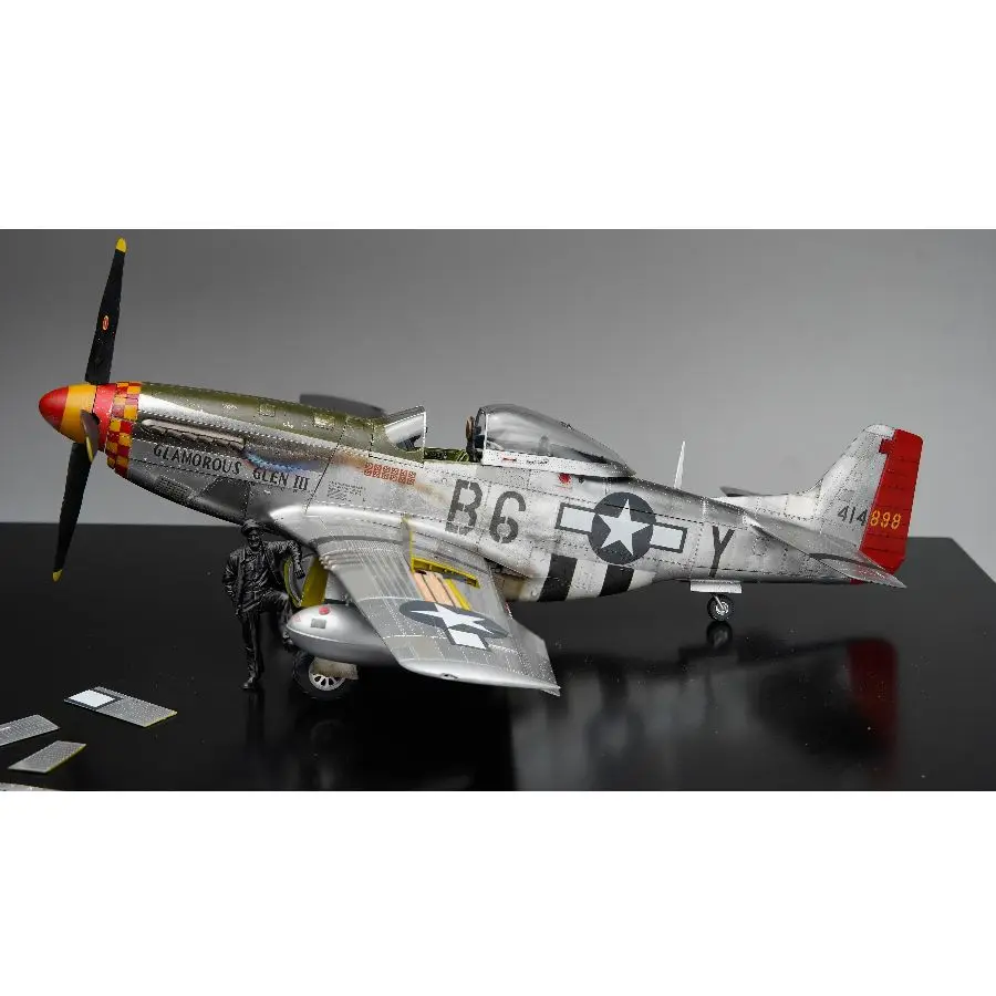 BF-015 Border 1/35 North American P-51D Mustang Full Interior Fighter Aircraft Assembly Model Kit