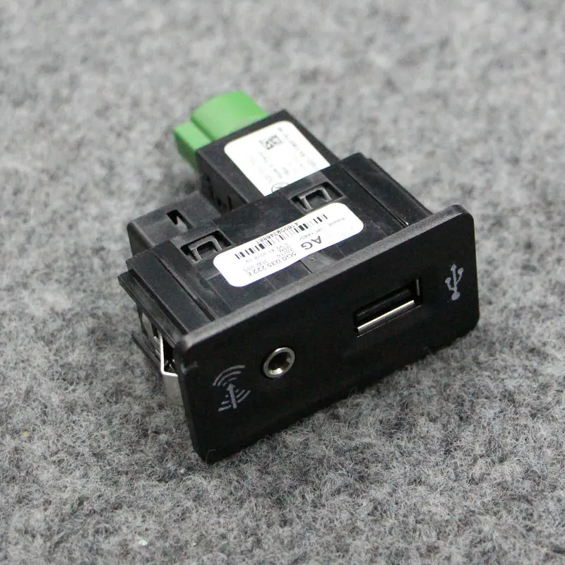 

Apply to Golf 7 MK7 USB switch CARPLY switch Mobile mapping USB socket 5G0 035 222 5Q0 035 726