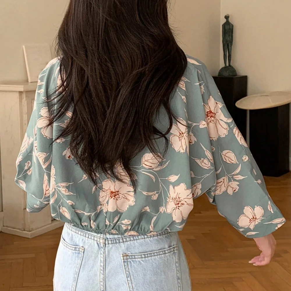 JHJN 2025 Zomer vrouwen Diepe V-shirt Nieuwe stijl Japanse Retro Geel Roos Kleine verse Bloem Gedrukt Bloem korte Shirt