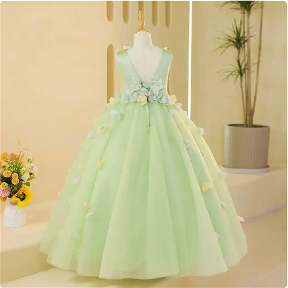 Birthday Present Flower Girl Dresses Luxury Sage Green with Handmade Flowers Princess Gown for Kids Wedding Party Pageant