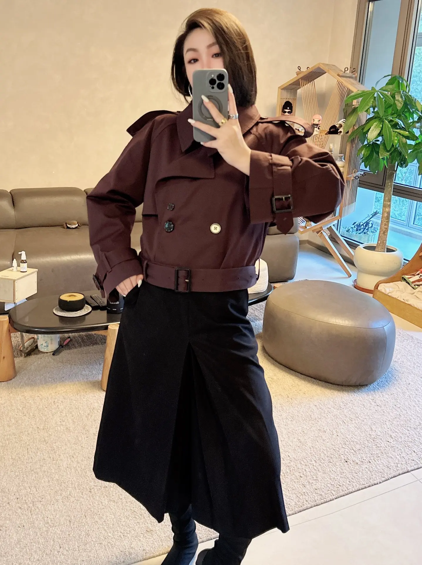 Elegant Double-Row Button Short Coat Single-Buckle Autumn Winter New Style Purple Fashionable Atmosphere Commute Style Women'...