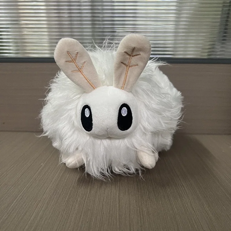 Oreiller en peluche papillon de nuit blanc pour filles, jouets créatifs de dessin animé mignon, toucher confortable, sommeil, chambre à coucher, habillage, cadeau d'anniversaire, nouveau