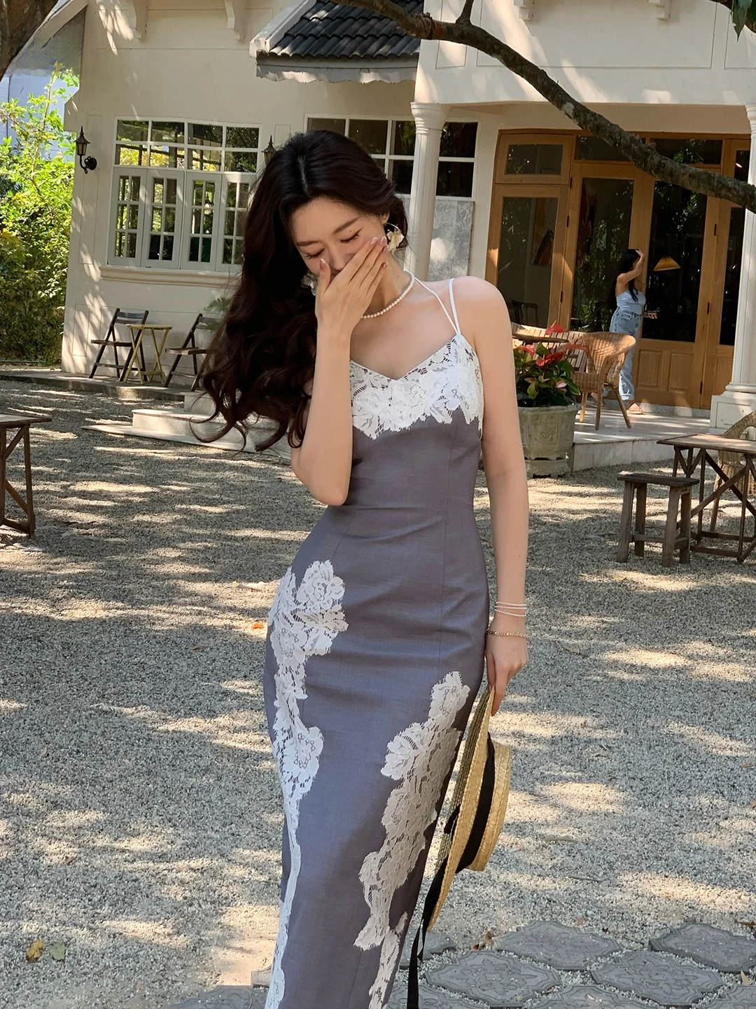 

Элегантное платье миди с кружевной отделкой и поясом от Xiaoli, коллекция Весна 2026, облегающее платье-футляр Svel, подходящее для прогулок, женское платье Ci Walk