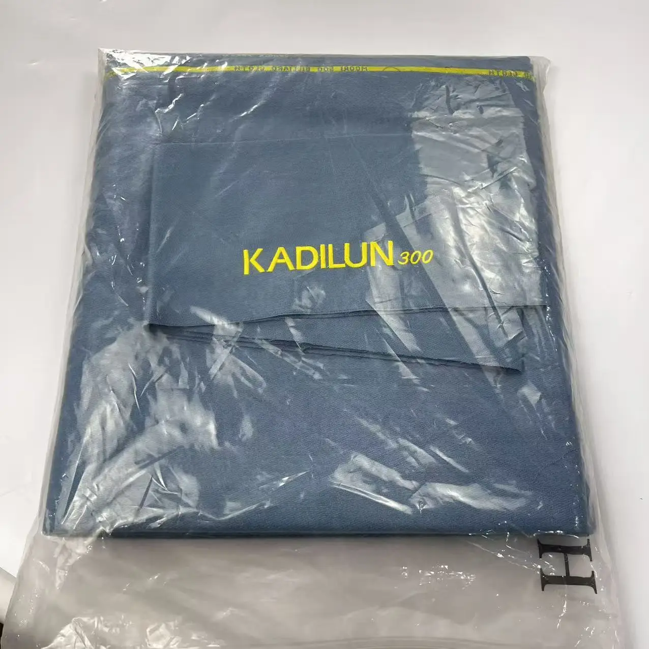 Different Colors 1.55m Width 9FT Kadilun 300 Fast Speed Pool Table Cloth with 6 Rails Cloth