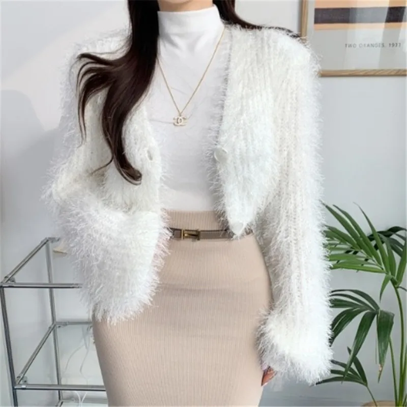 New Autumn Winter Warm Women Faux Fur Coat Loose Black White Pink Plush Fluffy Short Coat Elegant Fashion Female Fur Jacket