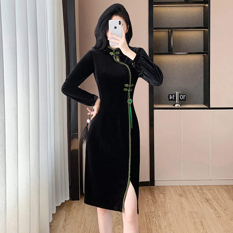 Sukienka Cheongsam damska z mieszanki aksamitu, nowoczesna orientalna suknia z kontrastowymi panelami, wykończeniem, elegancka sukienka Qipao na jesień i zimę, idealna na bankiety, 2025