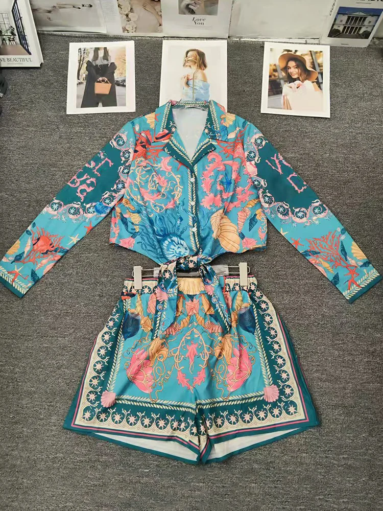 

2025 autumn women's retro geometric print lapel short lace up shirt two-piece set+elastic waist wide leg shorts fashion set