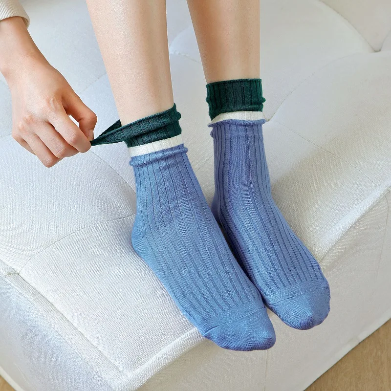 

Women'S Socks Color Block Socks For Women Leisure Middle Tube Stocking Vertical Stripes Skin-Friendly Stocking Soft Breathable