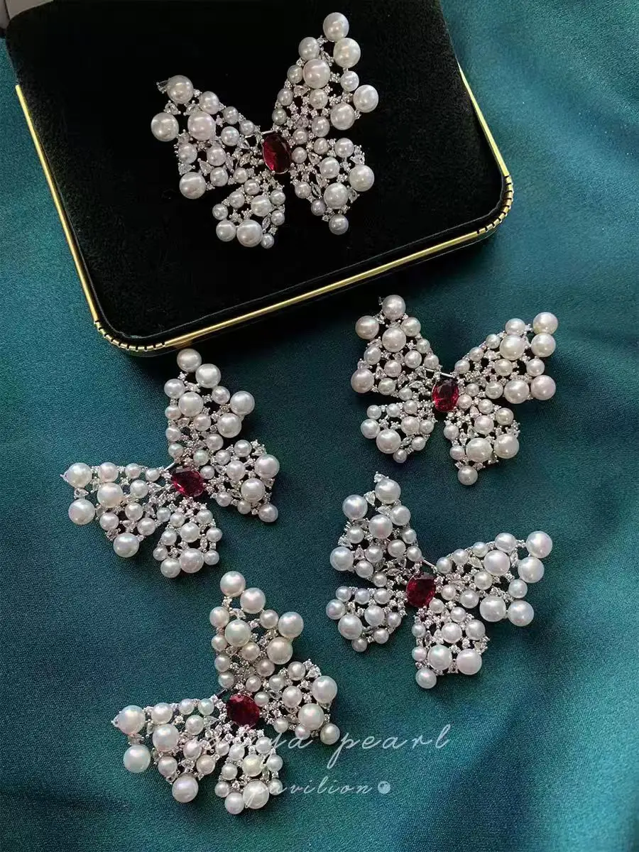 Women's White Fresh Water Pearl Butterfly Brooch