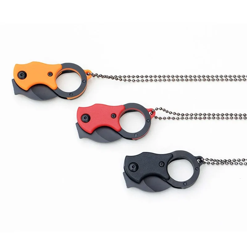 Camping Tool Mini Knife Small Sharp Self-defense Outdoor Carrying Express Keychain Pendant Folding Knife Claw Knife