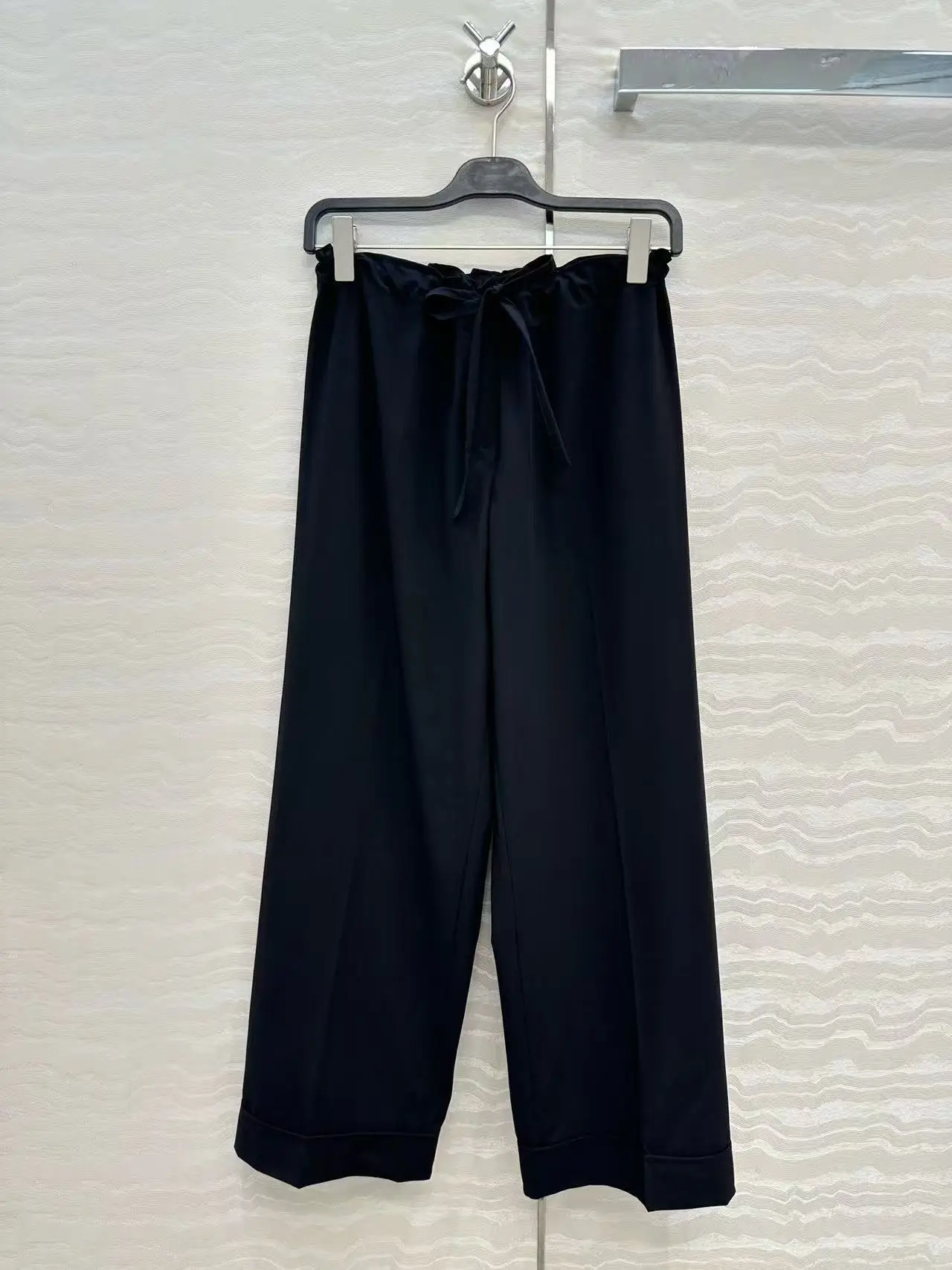 

Wool wide-leg long pants for women with drawstring detailing, slimming and high-waisted straight-leg floor-length casual pants