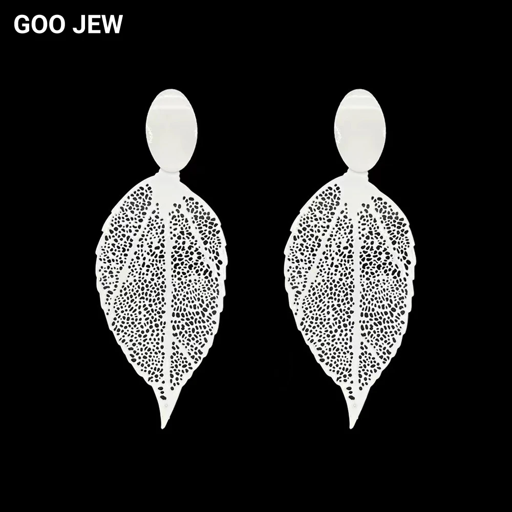 GOO JEW Vintage All White Filigree Earrings Exquisite Filigree Ear Studs for Women Elegant Jewelry