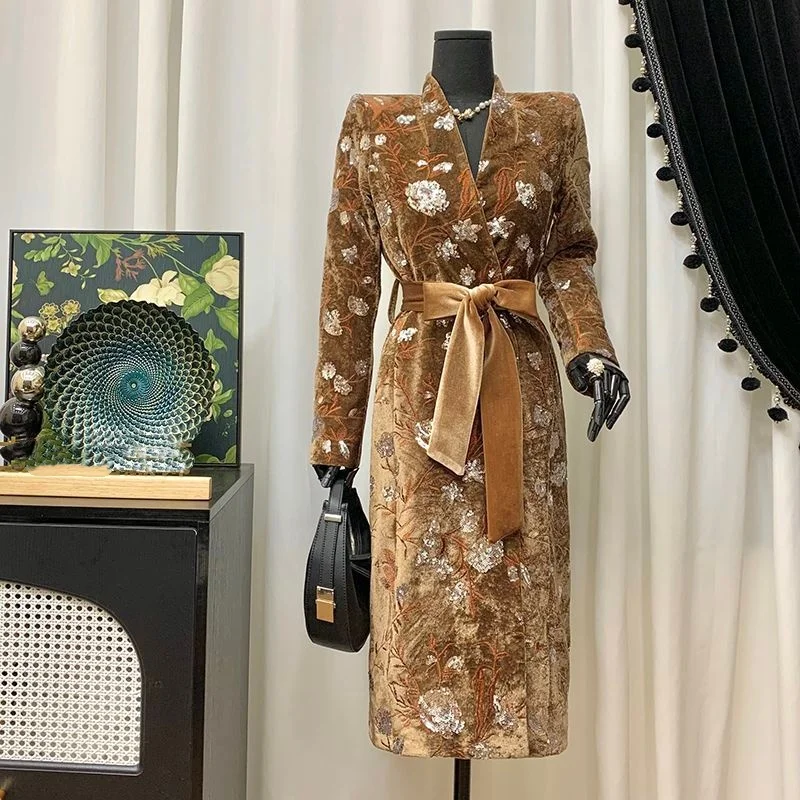 

Осень-зима 2026, элитное банкетное модное длинное пальто для женщин, твидовое шерстяное женское пальто Noble Trend с вышитым рельефным цветком