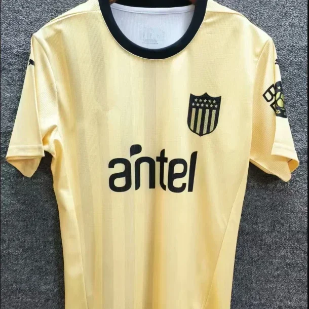 

Uruguay Penarol's comeback jersey No. 7 Rodriguez Penarol's home and away football jersey T-shirt
