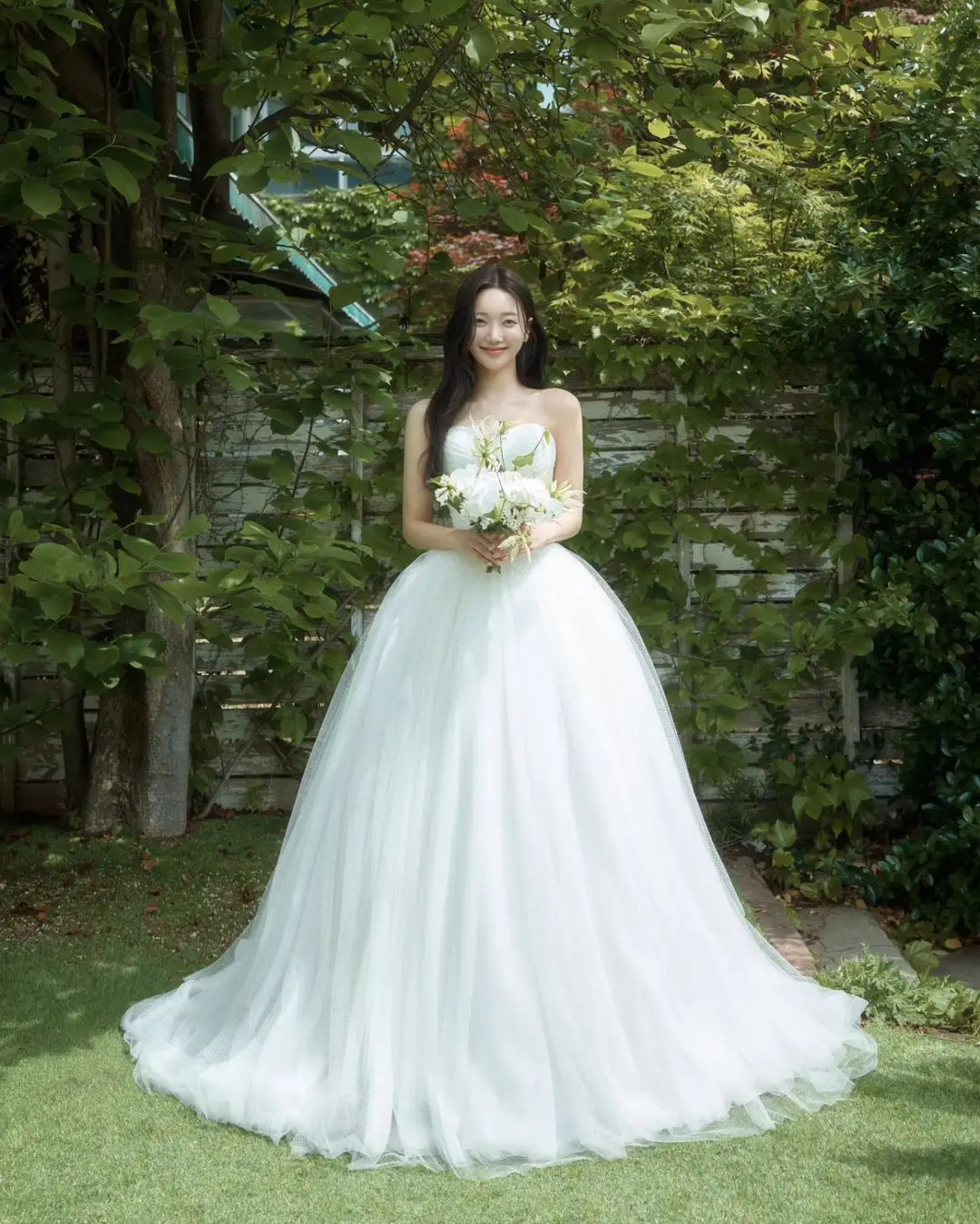 

OEING Korea StyleTulle Garden Elegant Simple Wedding Dresses A-Line 프롬드레스 Sweetheart Corset Elegant Bride Growns Party Women