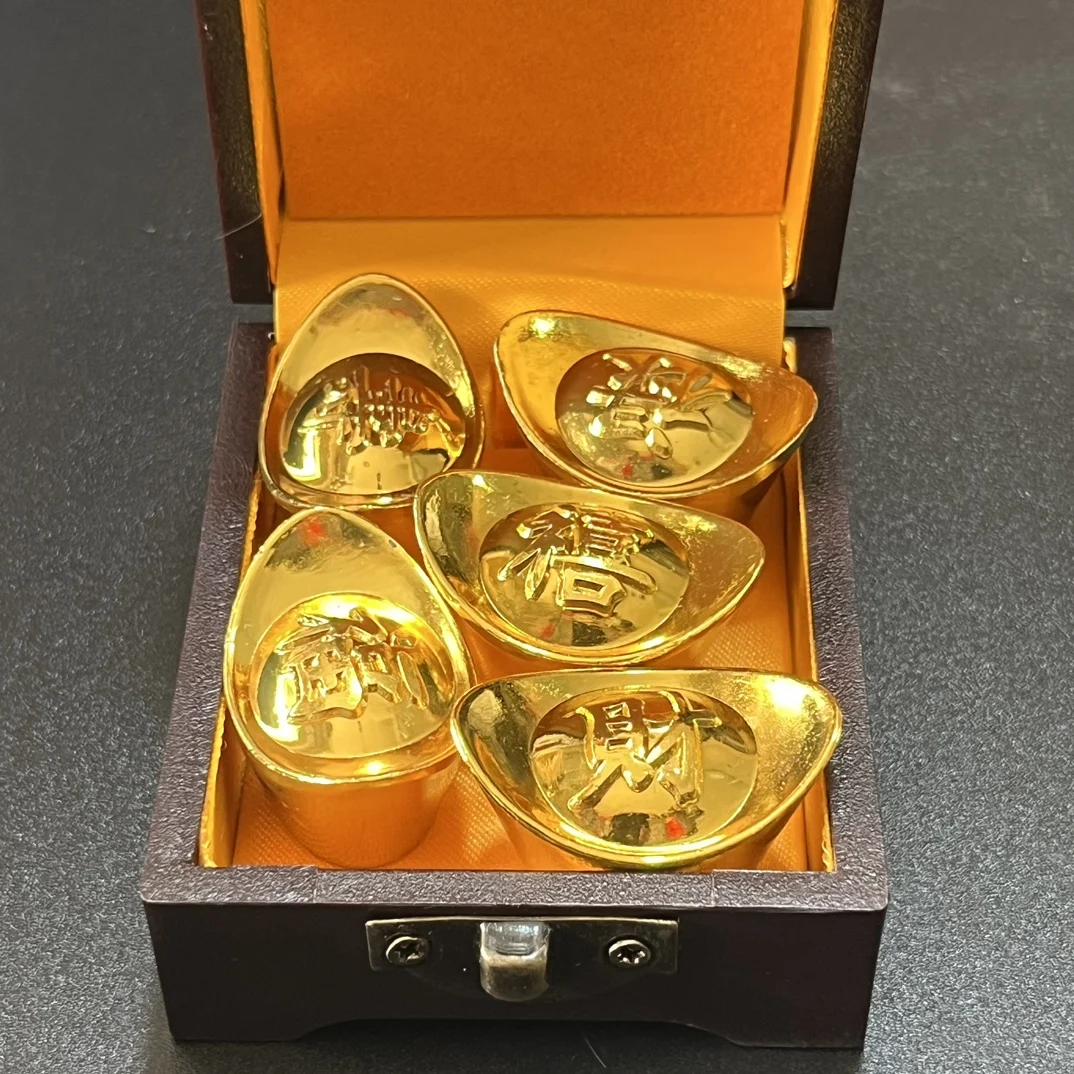 Chinese Style Family Handicraft Gold Ingots With Exquisite Workmanship And Beautiful Appearance Are Worth Collecting