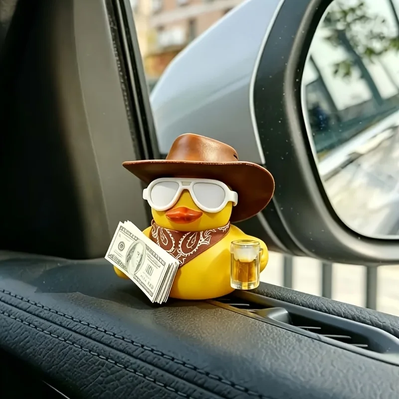 3/1 Piece Set of Cool and Stylish Money-Making Duck Car Ornaments, Cowboy Hat and Scarf Design, Fashionable Car Interior Decoration Items, Western Cowboy Little Yellow Duck Car Ornaments, Sunglasses, Money, Beer Cup, R
