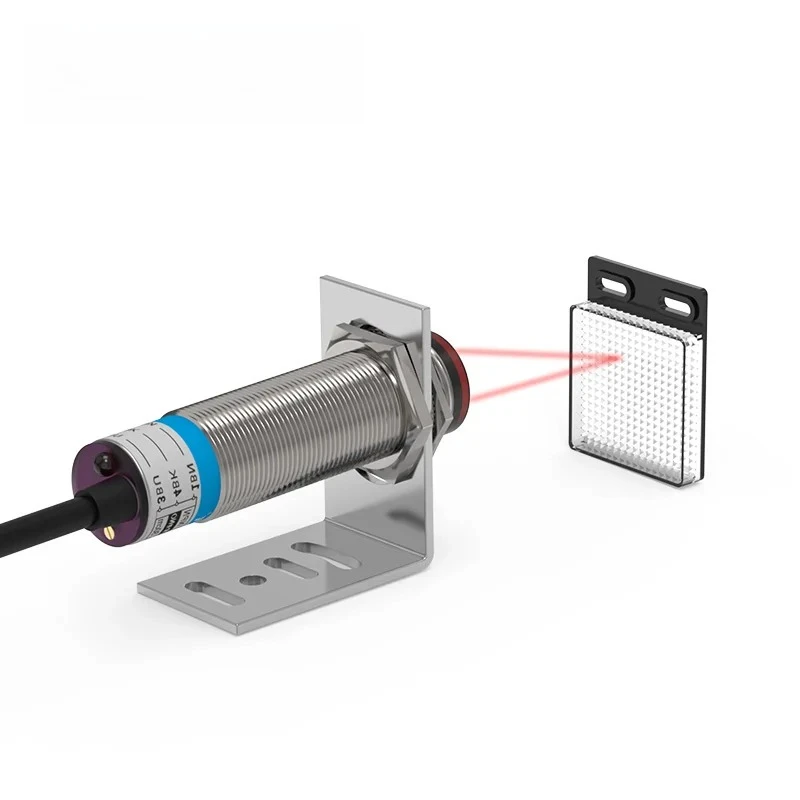 Laser Photoelectric Sensor Retro-reflective M18 Series 10-30V NPN PNP Visible Spot 2mm Sensing Distance 8M Adjustable