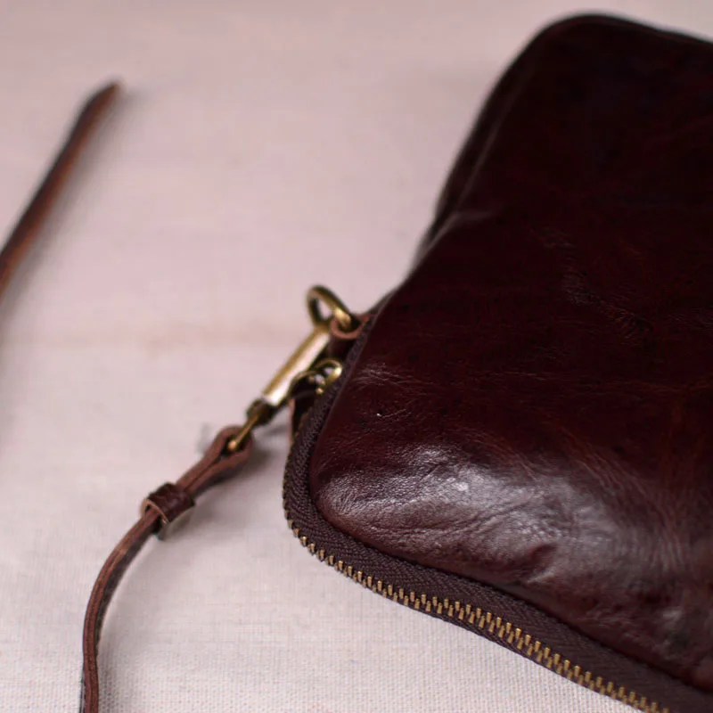 AETOO   Retro mini phone bag Casual leather crossbody bag vertical male baothead layer soft cowhide shoulder bag youth fold