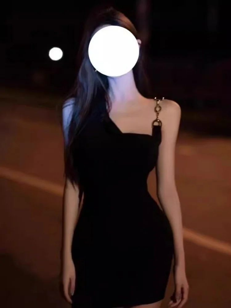 

Sexy Pure Desire Bla Chain Strapl Dr Women's Winter Slimming Padded ort Skirt High Waist Folded Bum Covering Dr