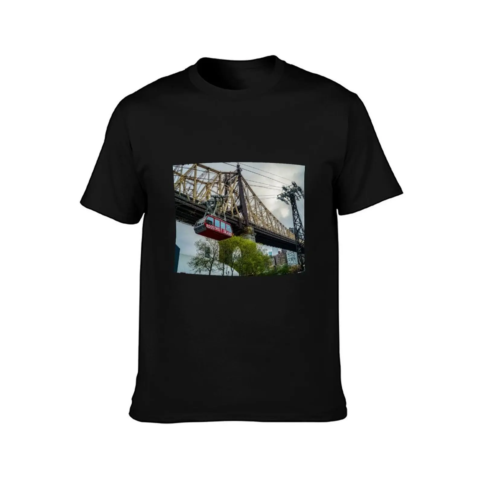 Roosevelt Island Tram, Queesnboro Bridge T-Shirt Comfortable Basic Crew Neck Tee T-Shirt