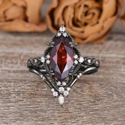 2Pcs New Luxury Retro Gun Plated Black Inlay Micro Red Zircon Ring Irregular Couple Engagement Ring Set