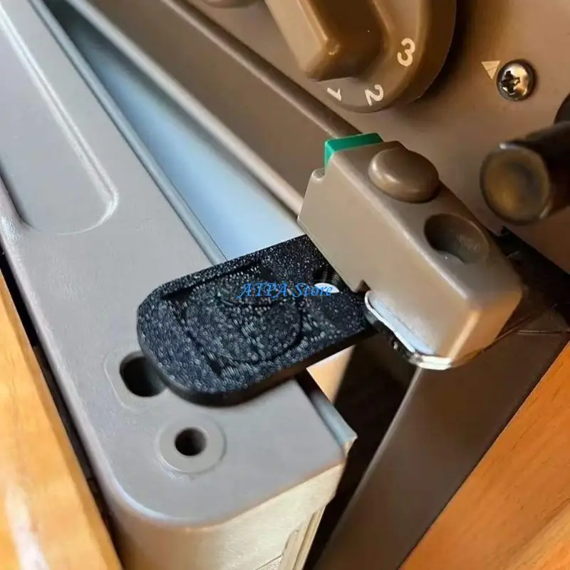 U13C Motorhome Fridge Door Opening Aid, Black Refrigerator Access Helper for Travel Use, 1 Piece 1.97 Inch Pull Accessory for