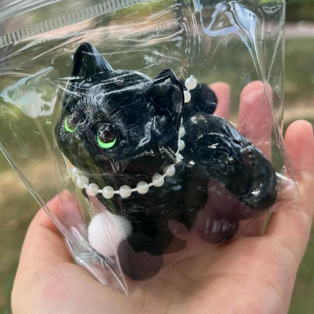 Soft Release Squeeze Cat Cartoon Stress Relief Cat Stress Relief Squeeze Ball Funny TPR Pinching and Decompressing Toy