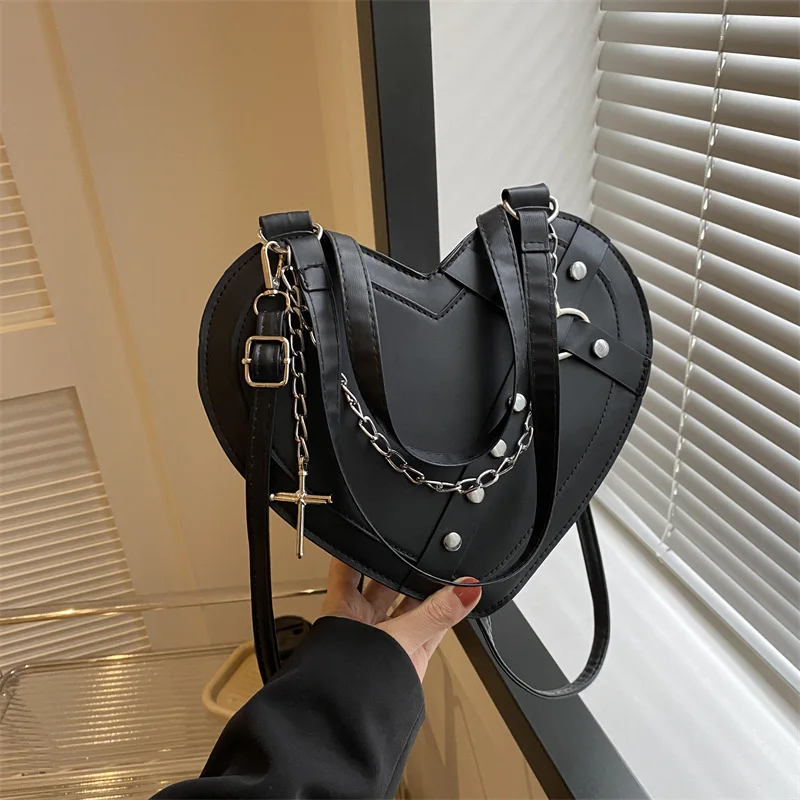 Korean Version of Cute Niche Design Foreign Style Bag Women\'s  2023 Winter New Trend Love Bag Single Shoulder Oblique Span Bag