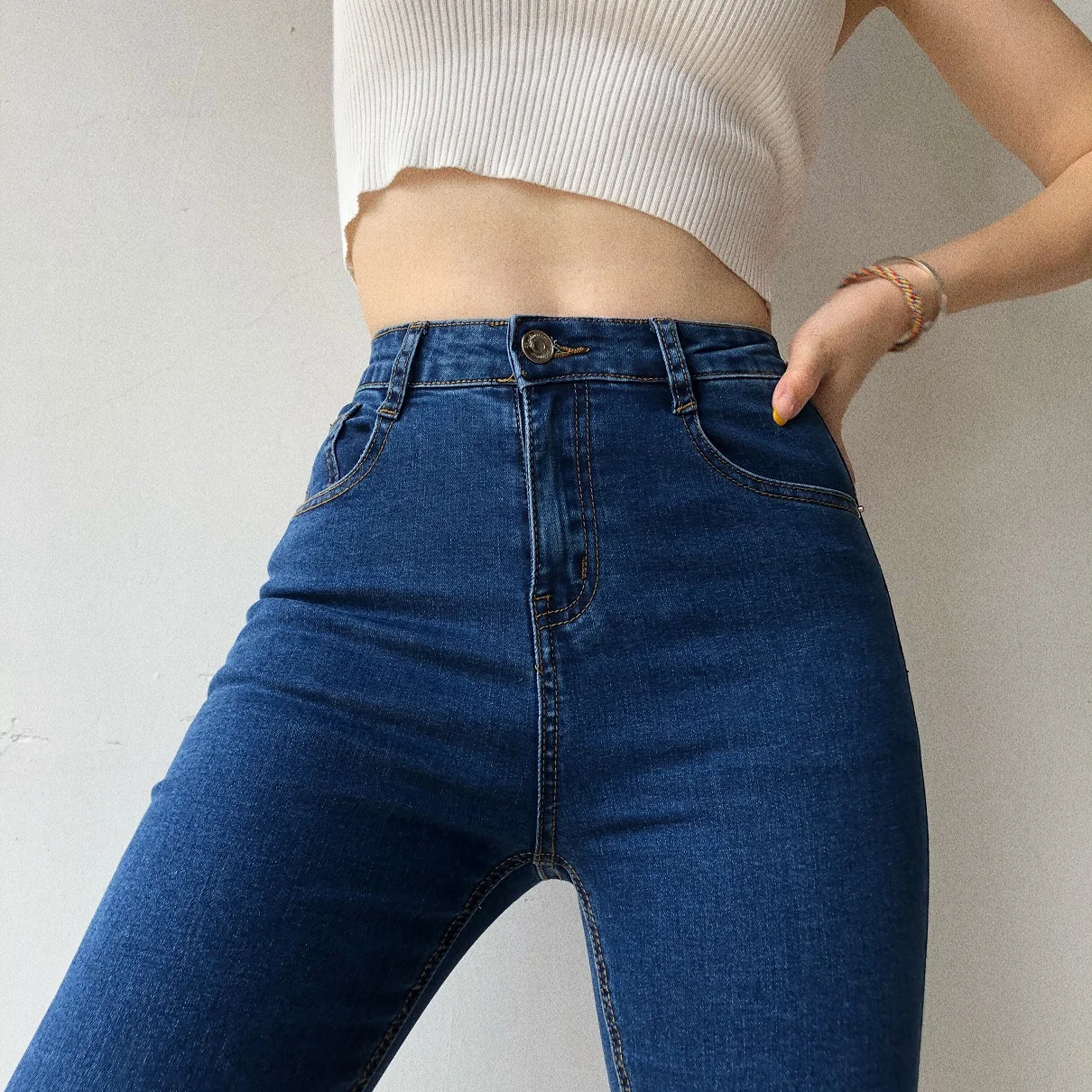 

Облегающие джинсы с высокой талией, новинка 2025, женские джинсовые брюки персикового цвета с подтяжкой ягодиц, модные джинсовые брюки по индивидуальному заказу