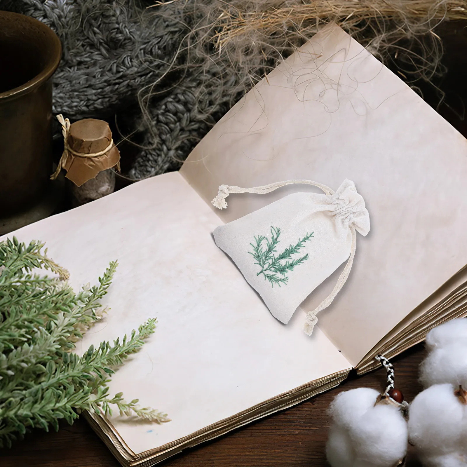 10Pcs Lavender Sachet Bags Empty Floral Drawstring Pouches DIY Aroma Storage for Wardrobe Freshening Home Office Car Party
