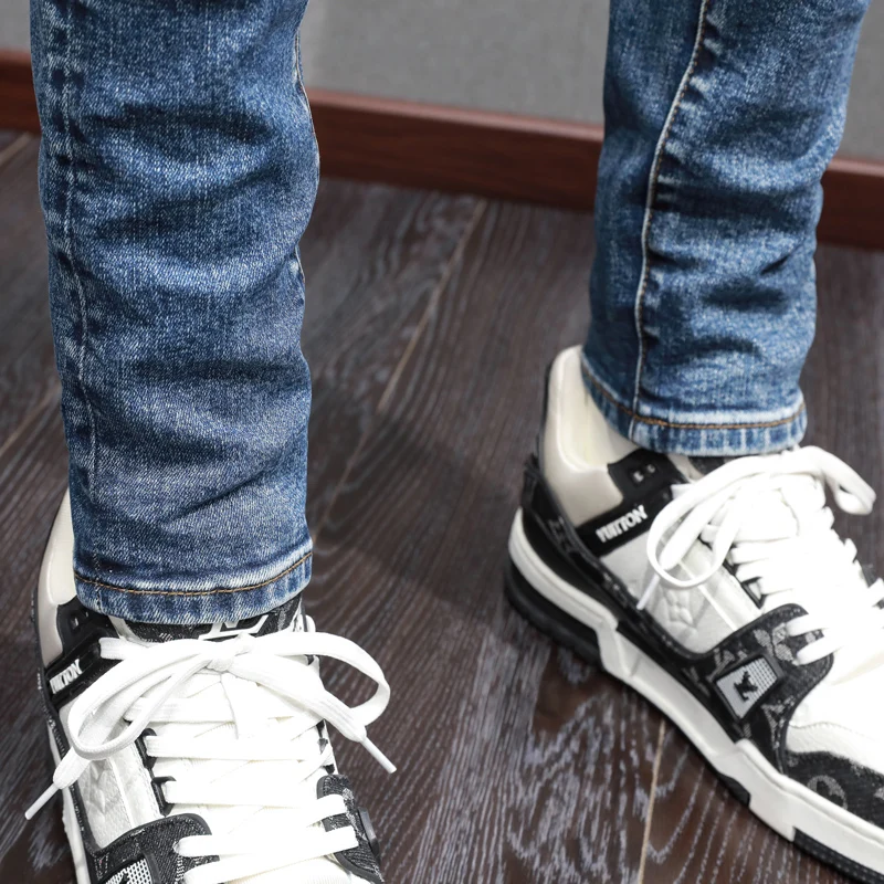 New designer jeans with blue leather patch washed, nostalgic stretch, slim fit, high-quality blue pants Y2K