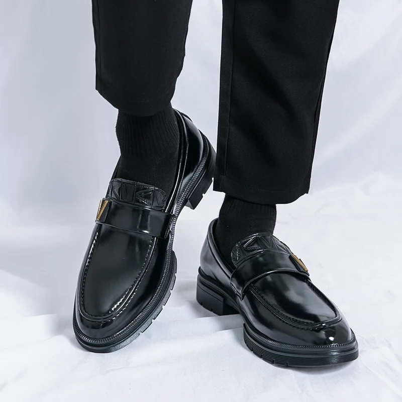 

Leisure business men's shoes Thick bottomed versatile style Wedding Party Office Outdoor Walk Black Slip on loafer Plus Size 46