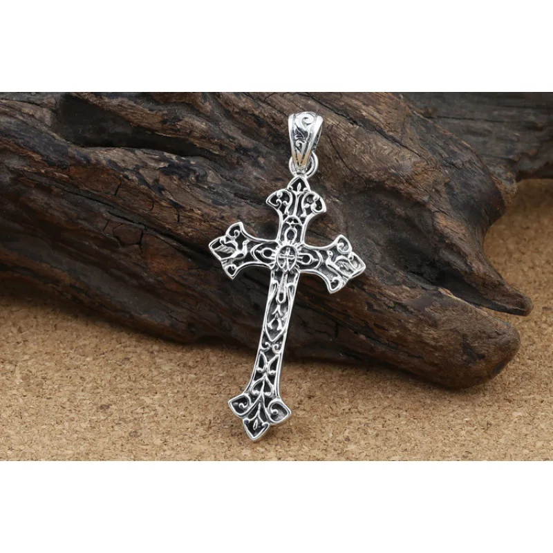 Silver jewelry faShionable retro thai Silver pendant croSS military flower men and women matchinging Sweater chain pendant