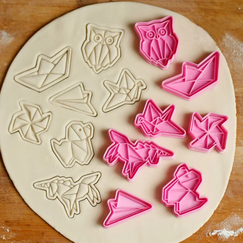 

Cute Origami Baking Mold Paper Airplane Windmill Paper Boat Paper Crane Cookie Embosser Mold Plastic Fondant Biscuit Cutter Set