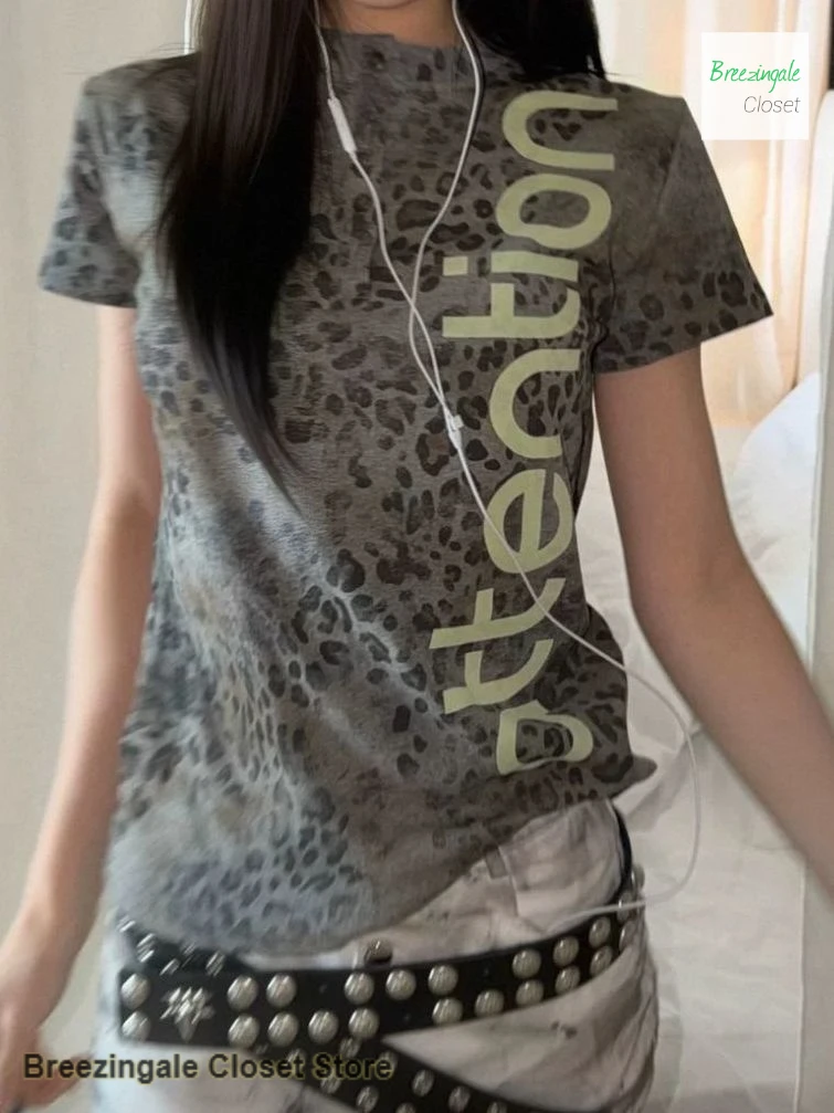 American retro brown sand leopard print digital T-shirt female summer new shoulder Henry collar street subculture short sleeves.