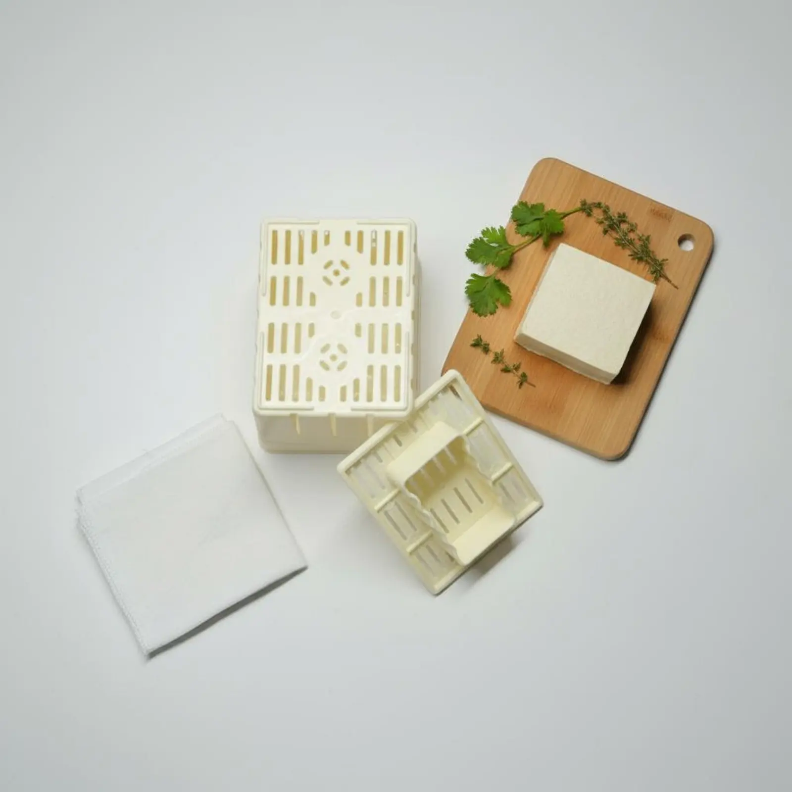 

Tofu Press Food-Grade Plastic Tofu Crafting Tool Bean Curd Container Reusable Kitchenware for Vegetarians