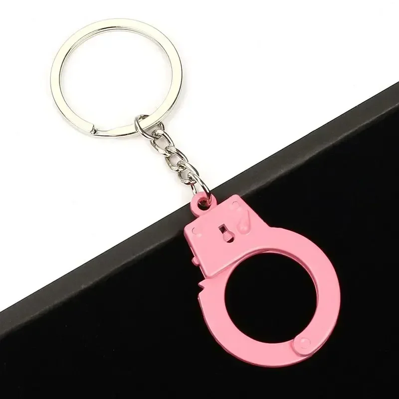 New Car Universal Keychain Mini Simulation Small Handcuffs Metal Pendant Personalized Creative Couple Keychain Selected Gifts