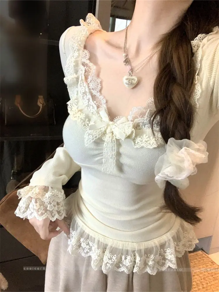 

Японская футболка, осенне-зимняя кружевная футболка с дизайном, нишевые темпераментные топы, нишевые галстуки-бабочки, немецкий бархат с длинными рукавами