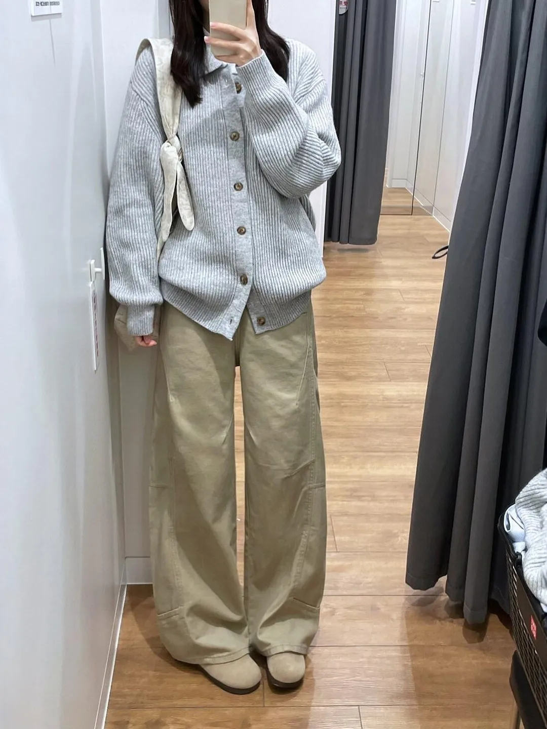

Khaki Color Lazy Sle Women's Jeans Spring 2026 High Waist Wide Leg Pants Straight Cut Durable Fabric Faionable plus Size