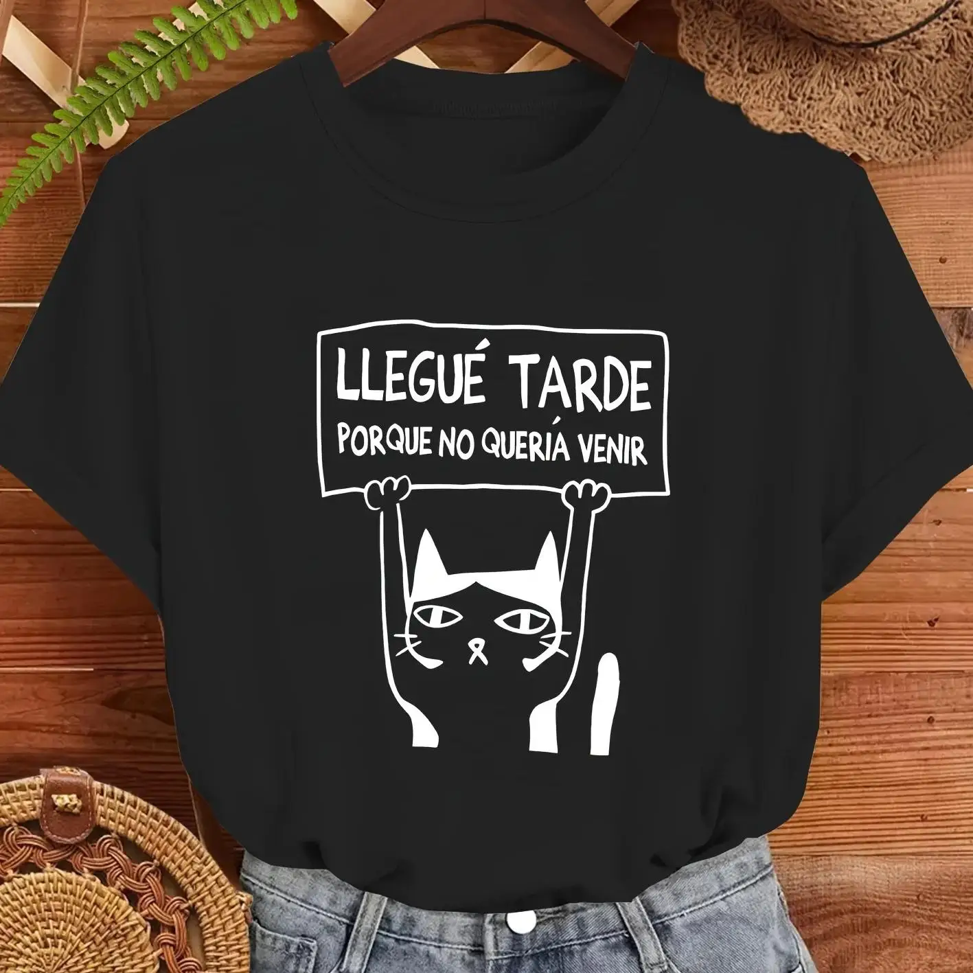 Women's Casual Short Sleeve T-Shirt Cute Minimalist Cat Graphic with Spanish Quote Print Black Stretch Round Neck Spring Summer