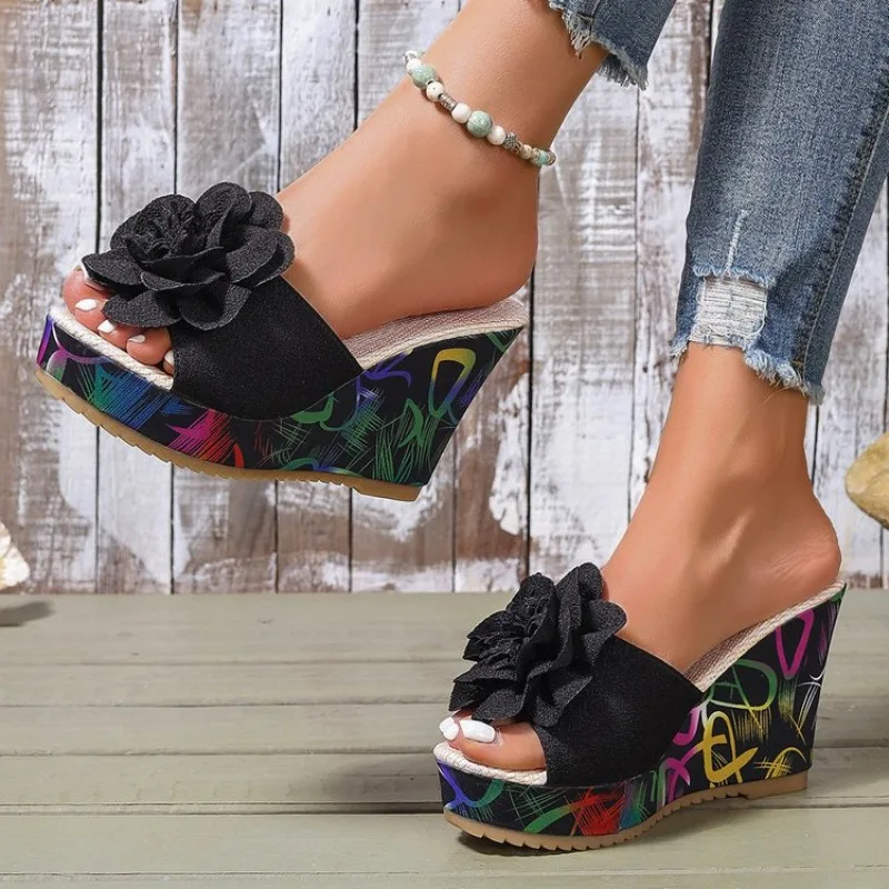 

2026 New Women Platform Slippers Summer Beach Wedges Sandals Fashion Flower Women Casual High Heel Slippers