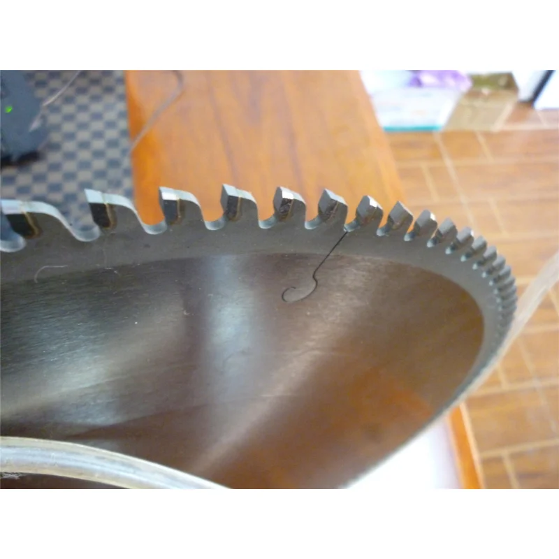 Lama per sega in alluminio per brasatura al carbonio in rame e carburo cementato con dente a scala piatta