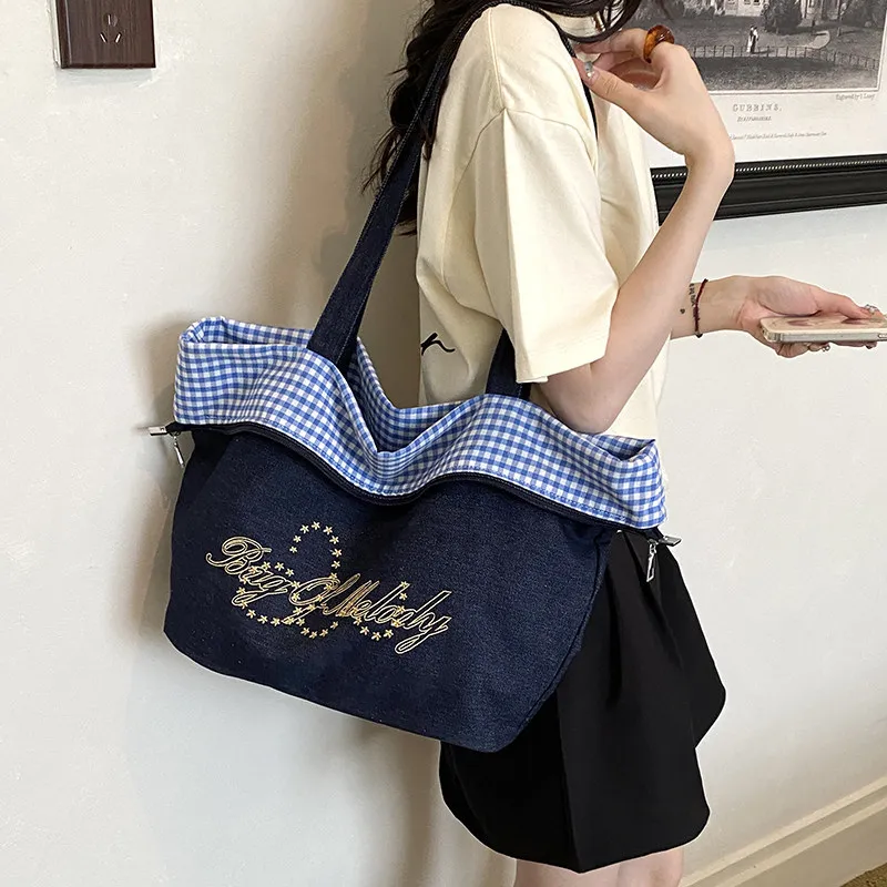 Korean-style casual striped bag for women2026New simple and fresh double-sided tote bag, versatile casual shoulder bag