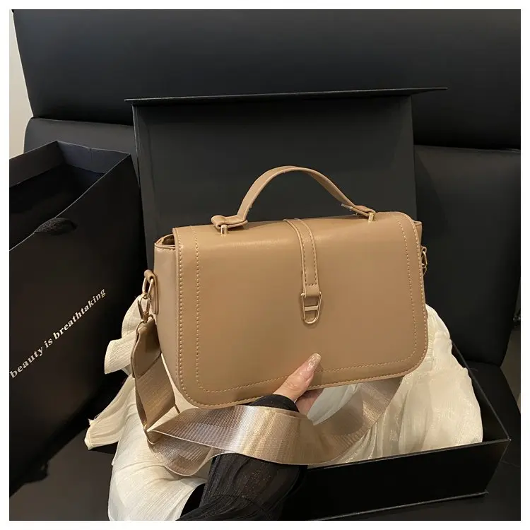 

Женская винтажная текстурированная сумка кросс-боди 2026 года: новая минималистичная универсальная сумка через плечо класса люкс