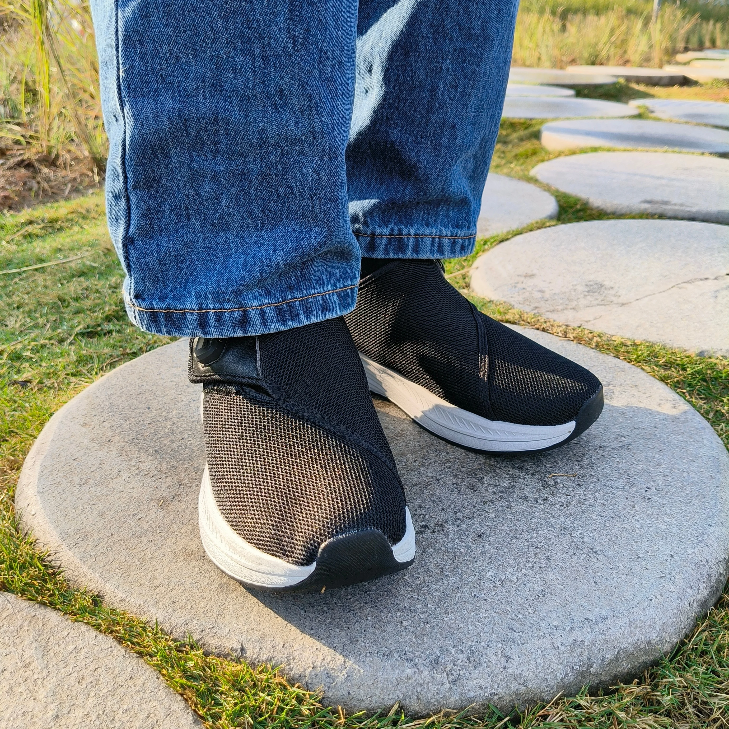 Tengxin Cloud Graphene Technology Intelligent Temperature Control Built-In Power Supply Heating Warm-Keeping Cold-Proof Shoes 858