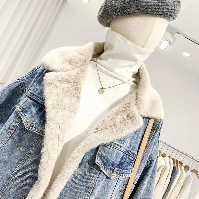 Winter Women Warm Fur Collar Plush Thicken Denim Jacket Lapel Single Breasted Vintage Plush Cowboys Parkas Jean Coats Female New